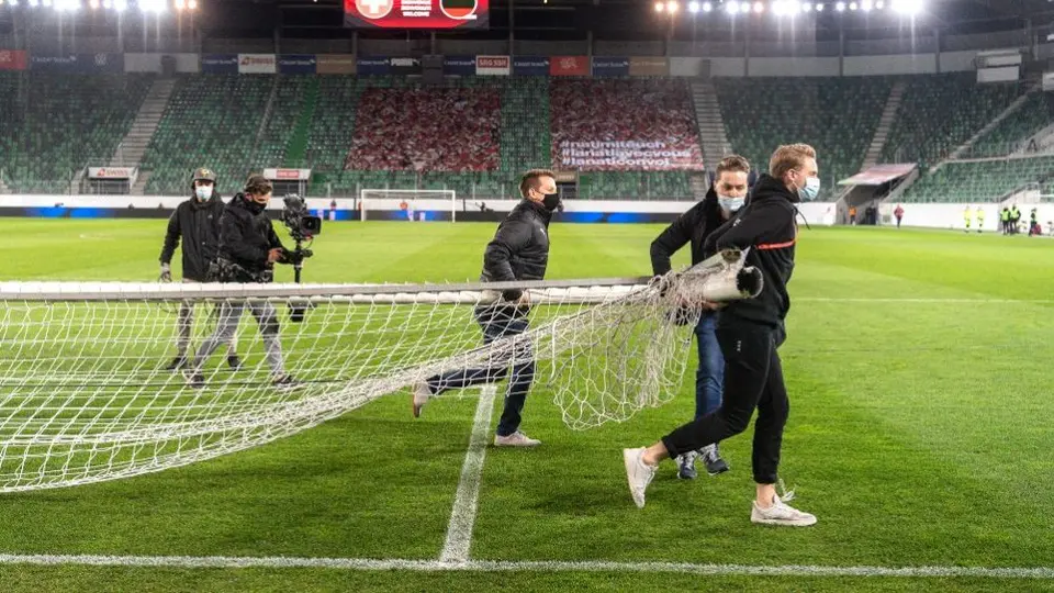 Qatar 2022: Partido de Suiza vs Lituania se retrasó porque una portería era más grande que la otra