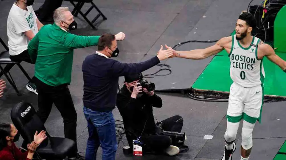 NBA: Tatum logra 26 puntos en victoria de los Celtics sobre Rockets
