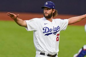 Serie Mundial: ¿Por qué Clayton Kershaw lució una gorra desgastada?