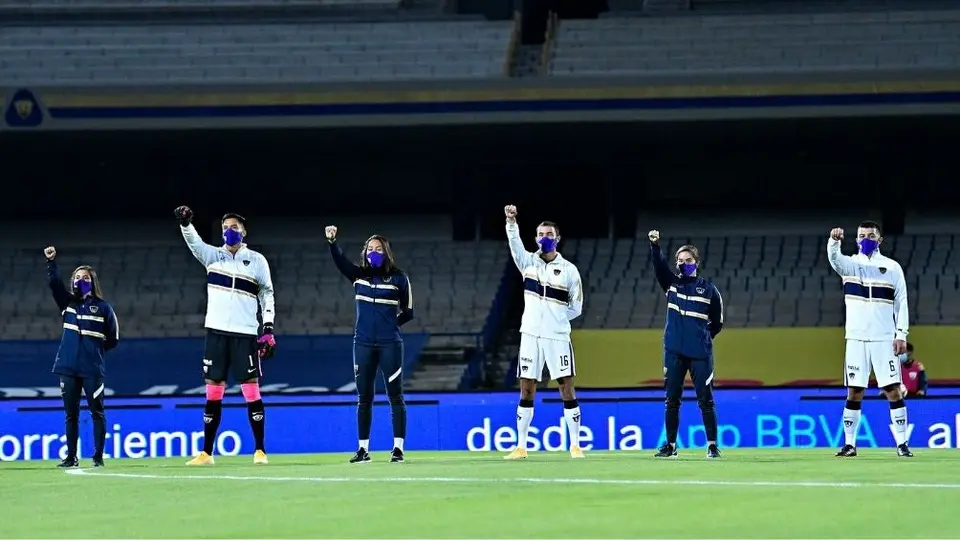 Pumas: Equipos varonil y femenil entonaron juntos el himno Universitario
