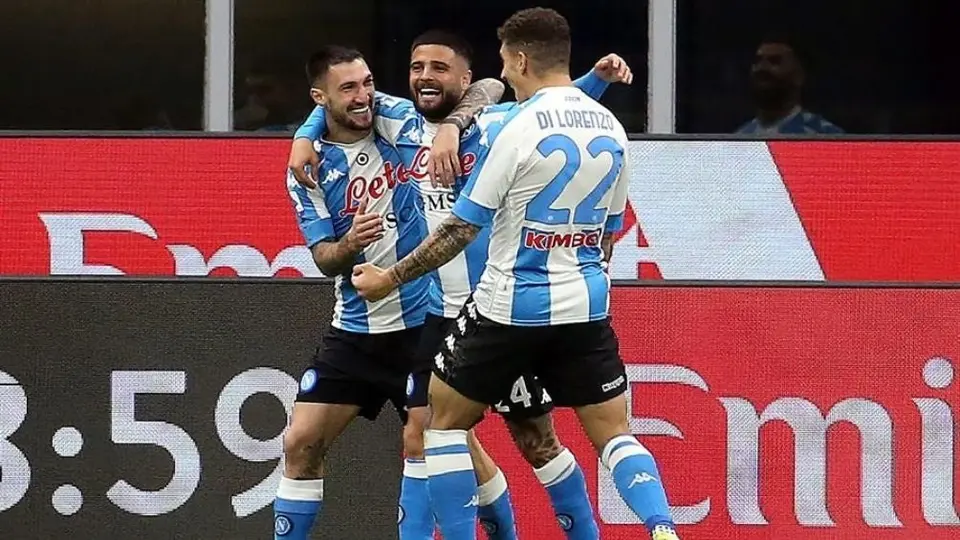 Chucky Lozano: Napoli consiguió una importante victoria en su visita al Milan