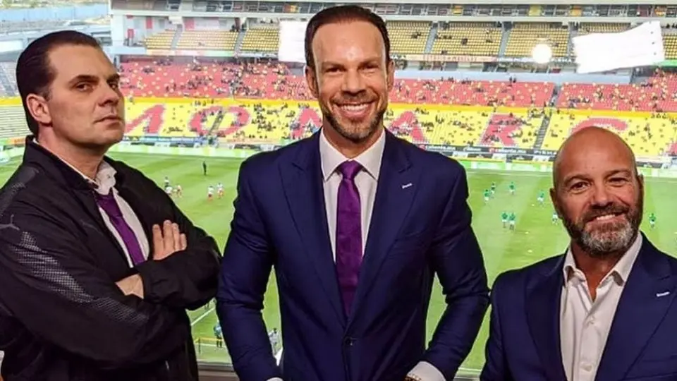 Luis García, Martinoli, Zague y Carolina Padrón protagonizaron nuevo comercial de Tecate