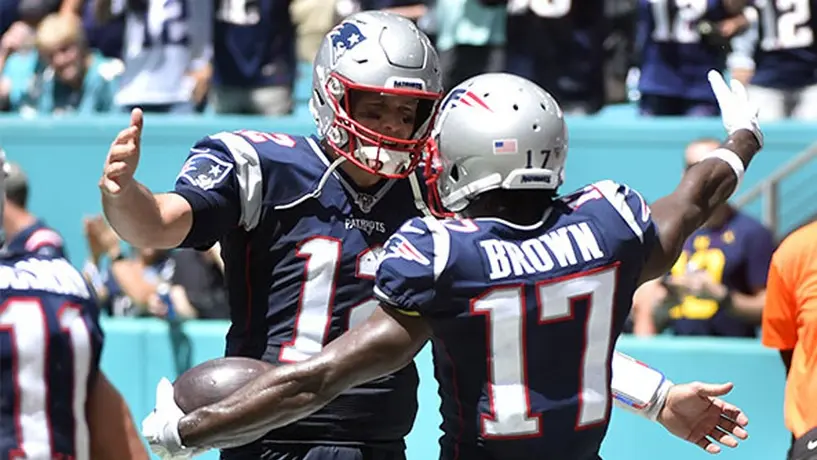 NFL: Antonio Brown estaría alojándose en mansión de Brady tras su arribo a los Buccaneers