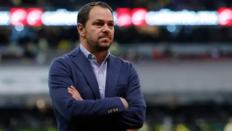 Santiago Baños sobre destitución de Herrera: ‘Sería apresurado pensar en eso’
