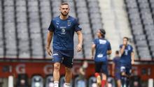 Rayados: Janssen fue captado en restaurante con bebidas y sin sana distancia