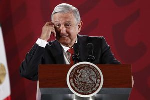 AMLO: Insultado en vuelo de Guadalajara a CDMX