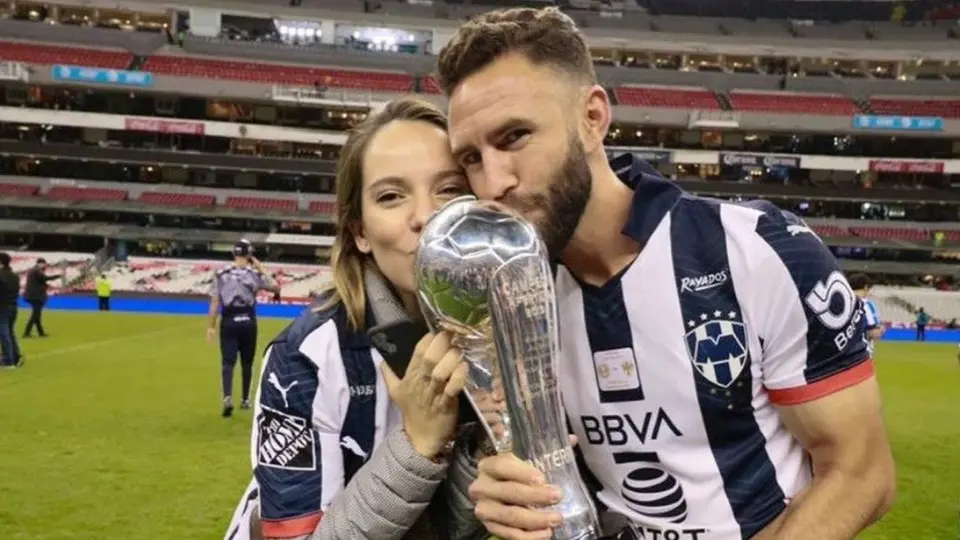 Miguel Layún: El defensa de Monterrey se dejó tatuar por su esposa