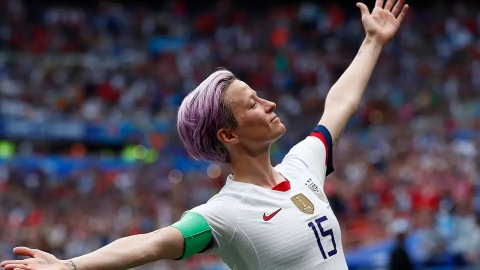 Megan Rapinoe: 'Messi y Cristiano podrían hacer más contra el racismo'