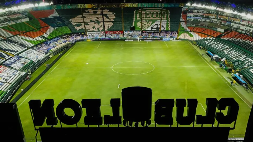 León: Estadio León fue desalojado ante inminente entrega a Roberto Zermeño