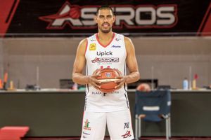 Gustavo Ayón espera que los problemas entre la FIBA y la Ademeba terminen pronto