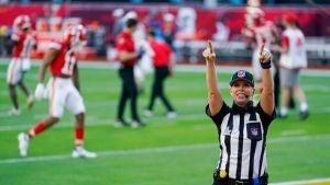 Sarah Thomas, primera mujer árbitro en un Super Bowl