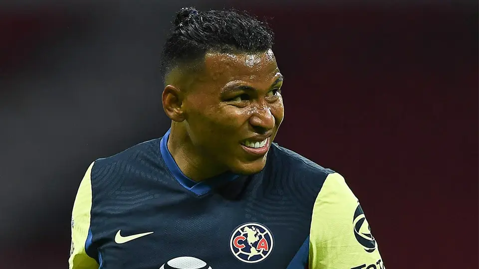 América: Roger Martínez definirá su futuro en cierre de registro de fichajes brasileños