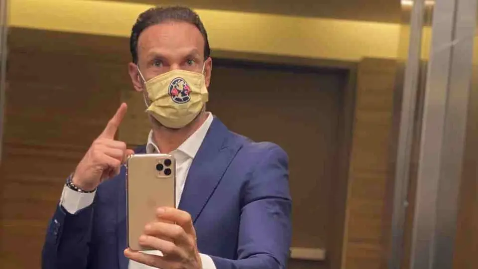 Zague bromeó sobre las 'cabelleras' de Luis García y Paco Chacón en redes sociales