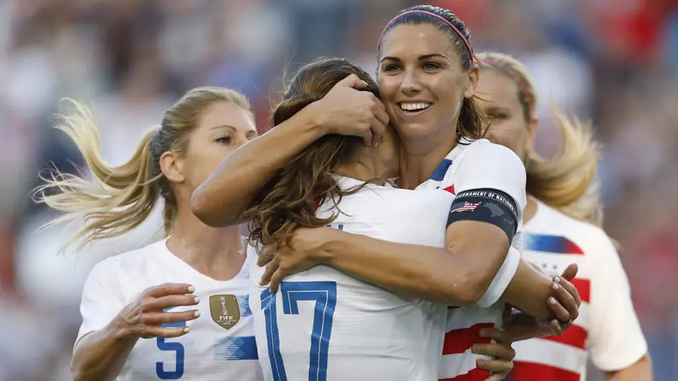 Alex Morgan se unió con atletas olímpicas para crear TOGETHXR; empresa a favor del deporte femenil
