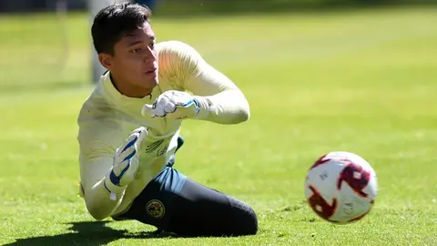 América: Portero Sub 20 de las Águilas fue llamado de emergencia al Clásico Joven