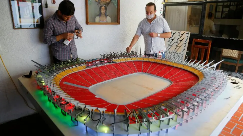 Kansas City Chiefs: Familia mexicana construyó réplica a escala del Arrowhead
