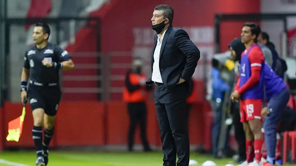 Toluca: Chepo de la Torre descarta renunciar; ve mejoría en los Diablos