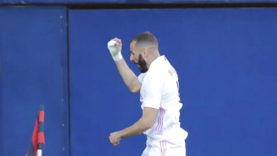 Benzema: 'Cambié mi forma de jugar por Cristiano Ronaldo'