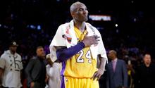 Kobe Bryant: Pareja de jardineros le dedicó espectacular homenaje sobre pasto