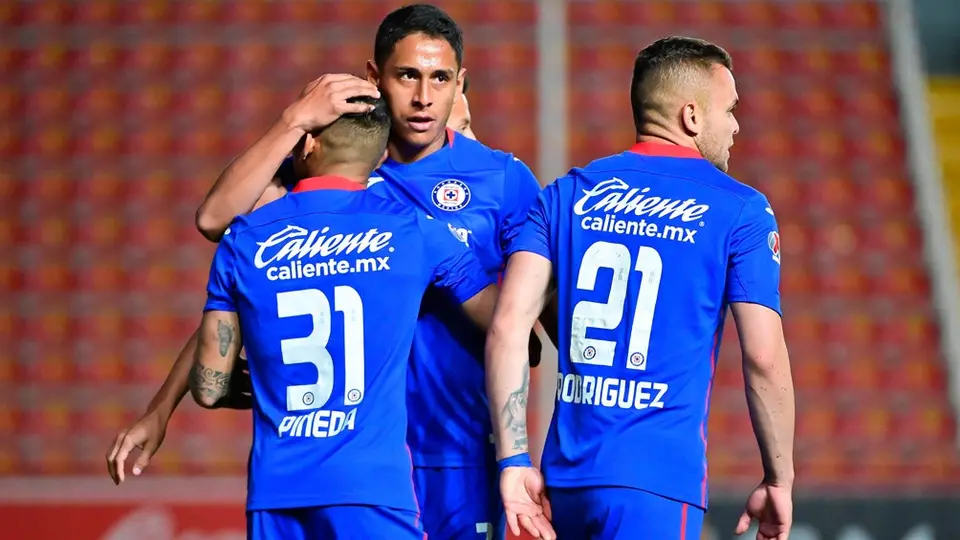 Luis Romo: "El peor enemigo de Cruz Azul es el mismo Cruz Azul"