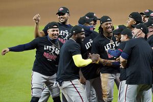 Braves barrió a Marlins y va por primera vez a Serie de Campeonato desde 2001