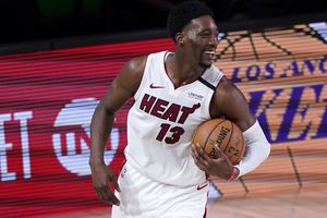 Bam Adebayo le regaló a su mamá una casa para celebrar su cumpleaños