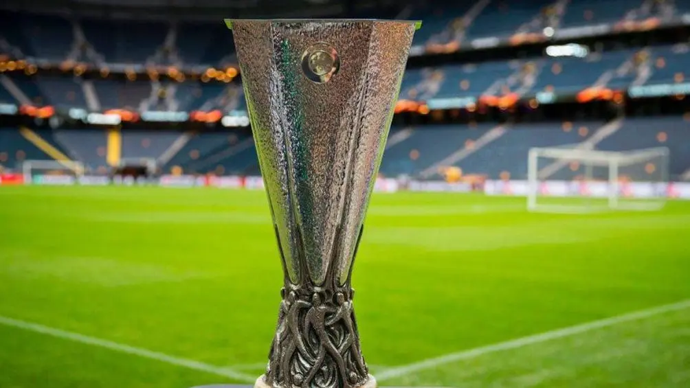 Panorámica del trofeo de la Europa League | UEFA