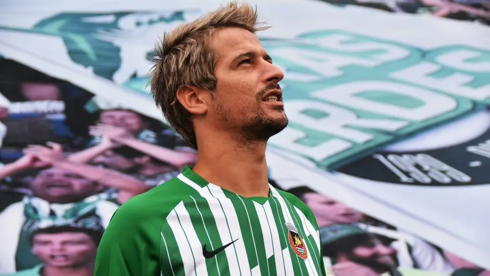 Fábio Coentrão: Rio Ave anunció el fichaje del defensa portugués