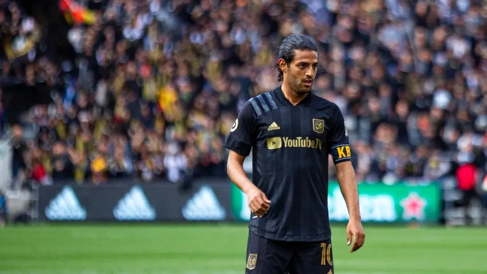 Carlos Vela: Bob Bradley, contento por el regreso del mexicano a los entrenamientos