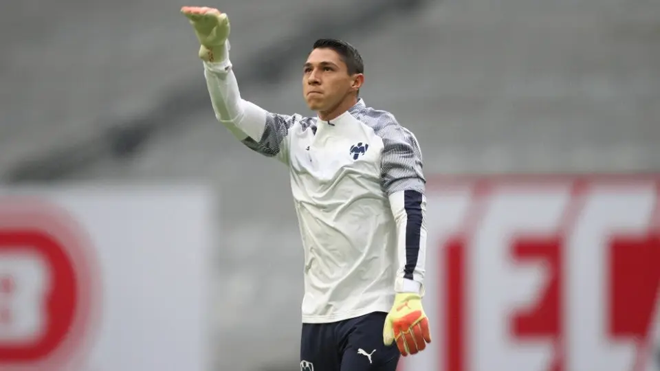 Rayados: Hugo González dio negativo en prueba de Covid-19 tras reunión