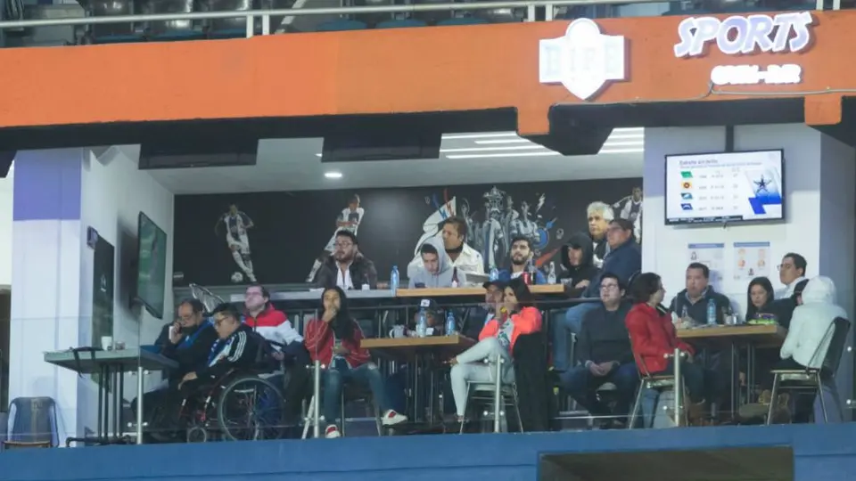 Pachuca vs Pumas: Grupo de aficionados, sin 'sana distancia' en el Estadio Hidalgo