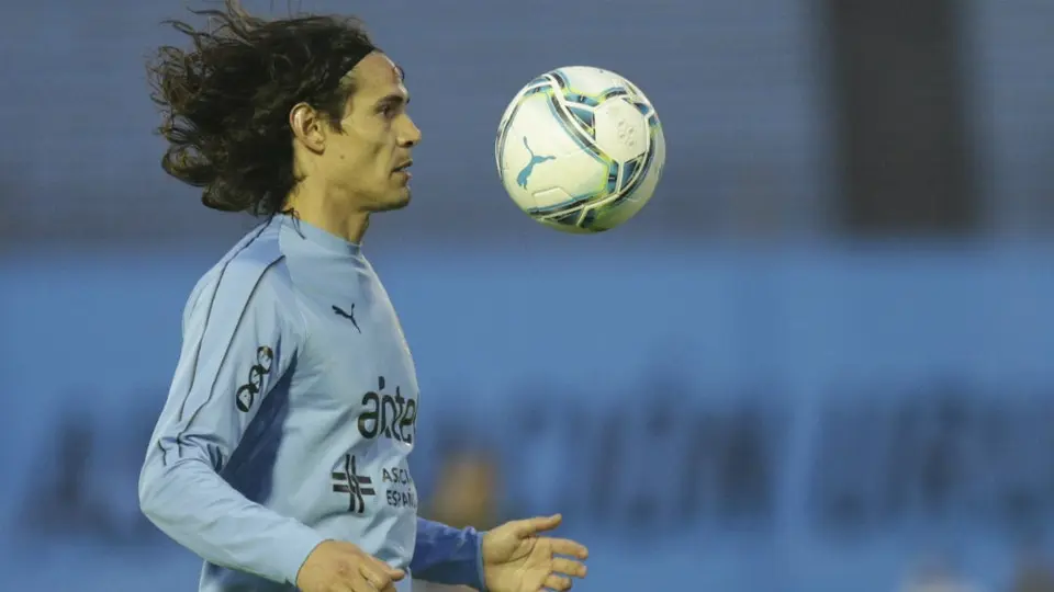 Federación inglesa: Investigará a Cavani por decir 'negrito' en Instagram
