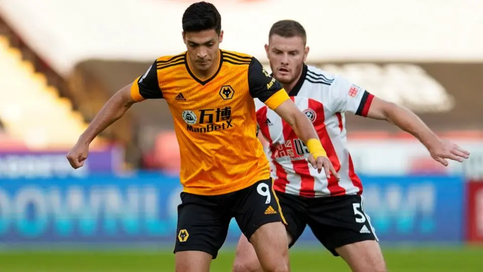 Raúl Jiménez: Anotó en la primera victoria de la temporada de Wolves ante Sheffield United