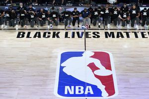 NBA: Jugadores de Jazz y Pelicans se arrodillaron en protesta durante el himno