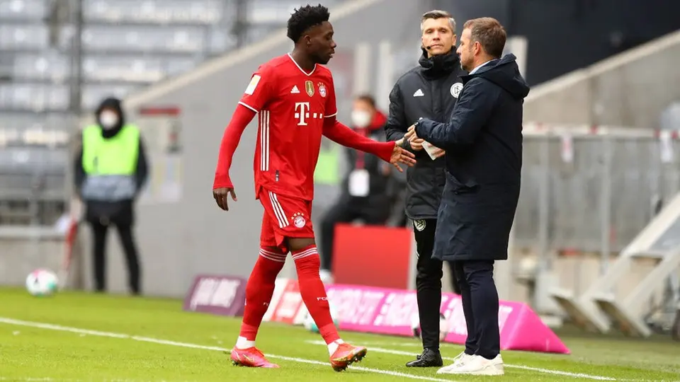 Bayern Munich: Alphonso Davies, sancionado dos partidos tras su roja vs Stuttgart