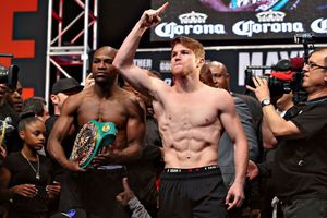 Canelo Álvarez: Floyd Mayweather le enseñó a Billy Saunders como vencer al mexicano