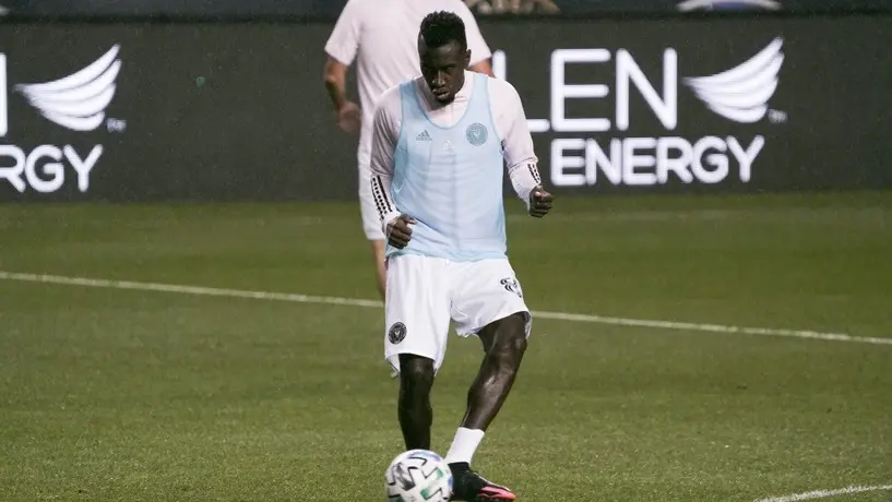 Video: Matuidi anota gol en entrenamiento y sus compañeros revisan jugada en 'VAR'