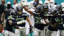 NFL: Seahawks derrotó a Dolphins de la mano de Russell Wilson y mantiene el invicto