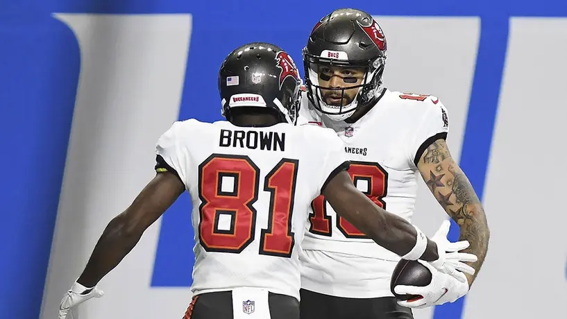 Brady y Buccaneers humillaron a Detroit y rompieron sequía de 13 años sin Playoffs