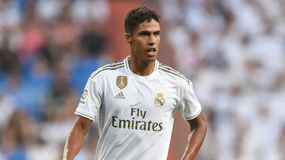 Manchester United: Raphael Varane, principal objetivo de los Red Devils para 2021