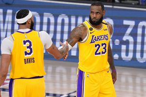 NBA: Lakers derrotó a los Nuggets y se puso a un juego de la Final