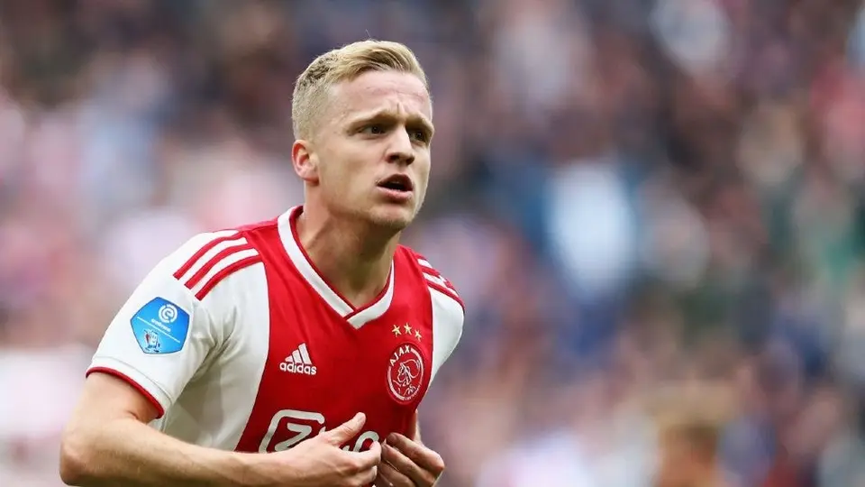 Ajax: Van de Beek no fue convocado; Barça, United y Madrid, los interesados