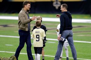 Tom Brady y Drew Brees convivieron con sus hijos al final del partido