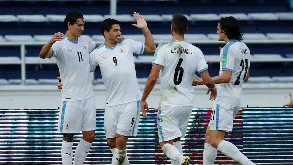 Uruguay: Suárez y Cavani comandaron victoria sobre Colombia en Barranquilla