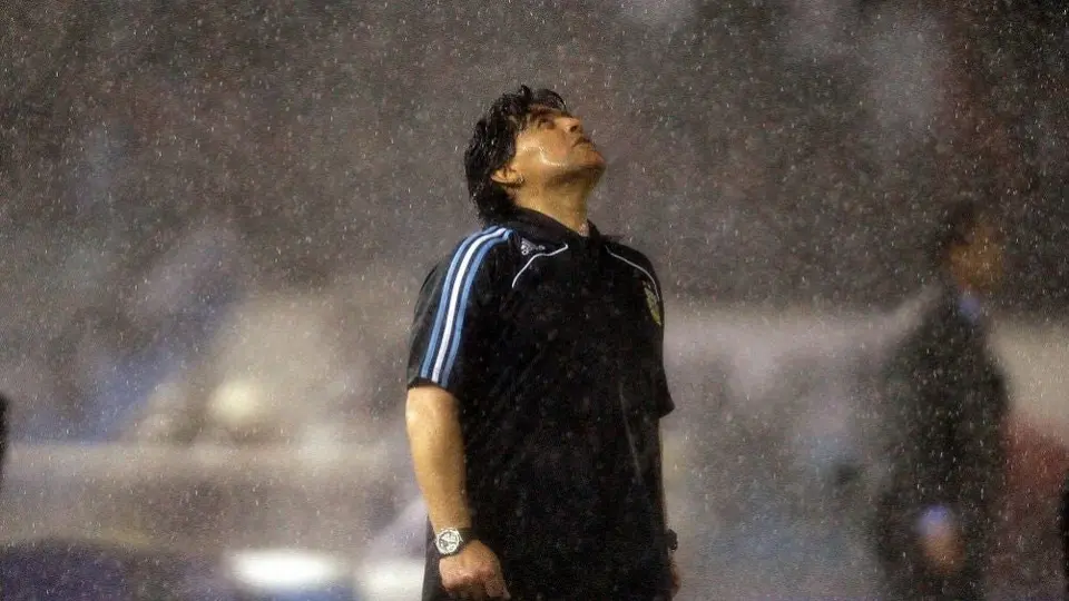 Maradona: Fiscalía contradijo al agente del Pelusa y afirmó que la ambulancia tardó 12 minutos