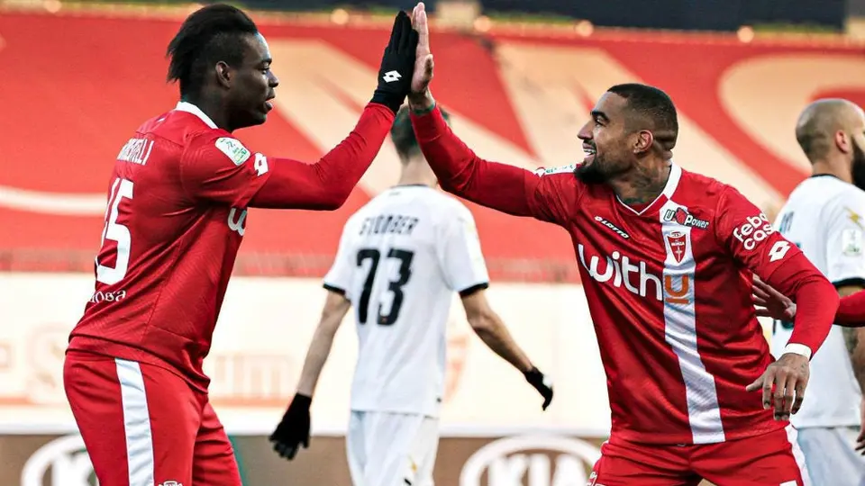 Video: Mario Balotelli anotó en su debut con el Monza en la Serie B