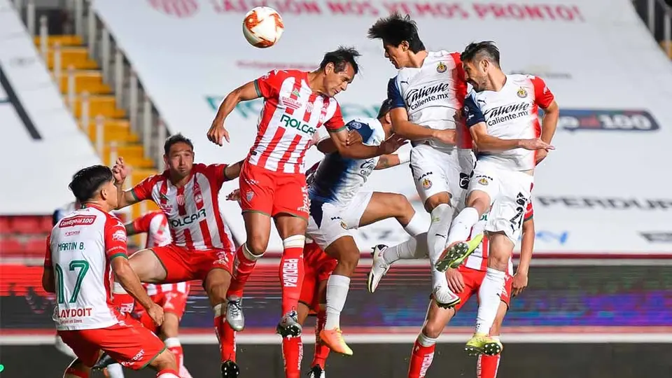 Profe Cruz tras derrota de Necaxa ante Chivas: 'Hay errores que no podemos volver a cometer'