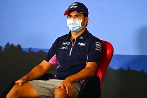 Checo Pérez ve a Racing Point al nivel de McLaren