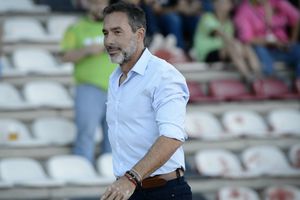 Video: Gustavo Matosas dio lecciones de técnica y se puso a dominar el balón