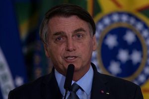 Jair Bolsonaro sobre el Covid-19: 'Quedarse en casa es para los débiles'